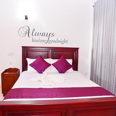 Cinnamon Holiday Inn Hikkaduwa Bagian luar foto